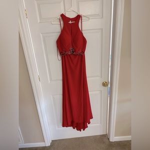 Red 2 piece prom dress size 8 worn once paid 265 for it